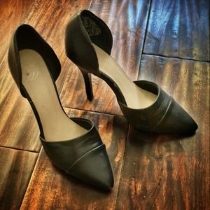 Black heels/rubber sole